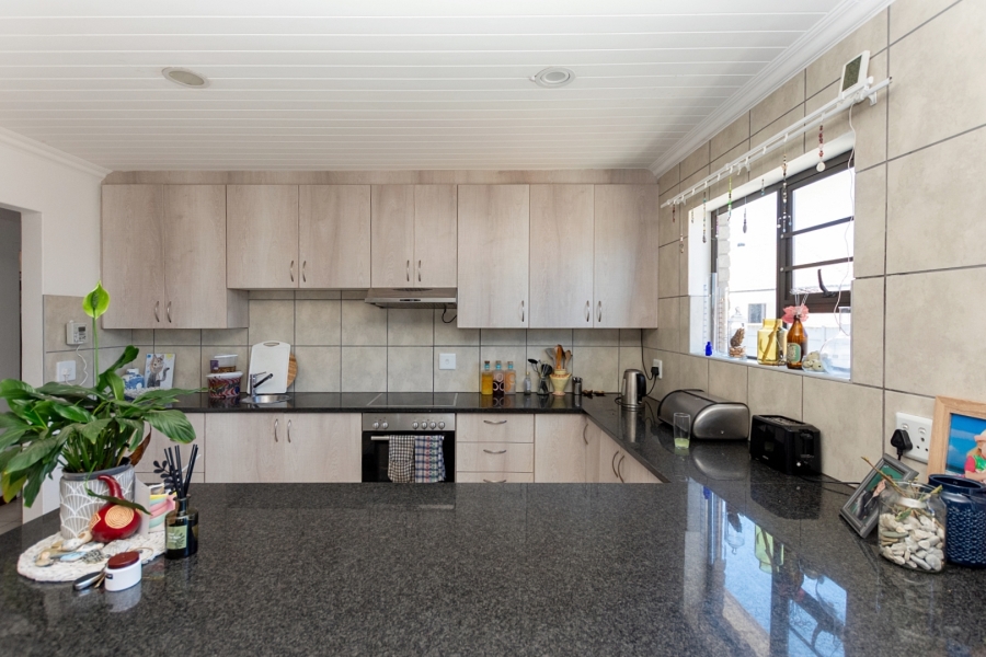 3 Bedroom Property for Sale in Laaiplek Western Cape